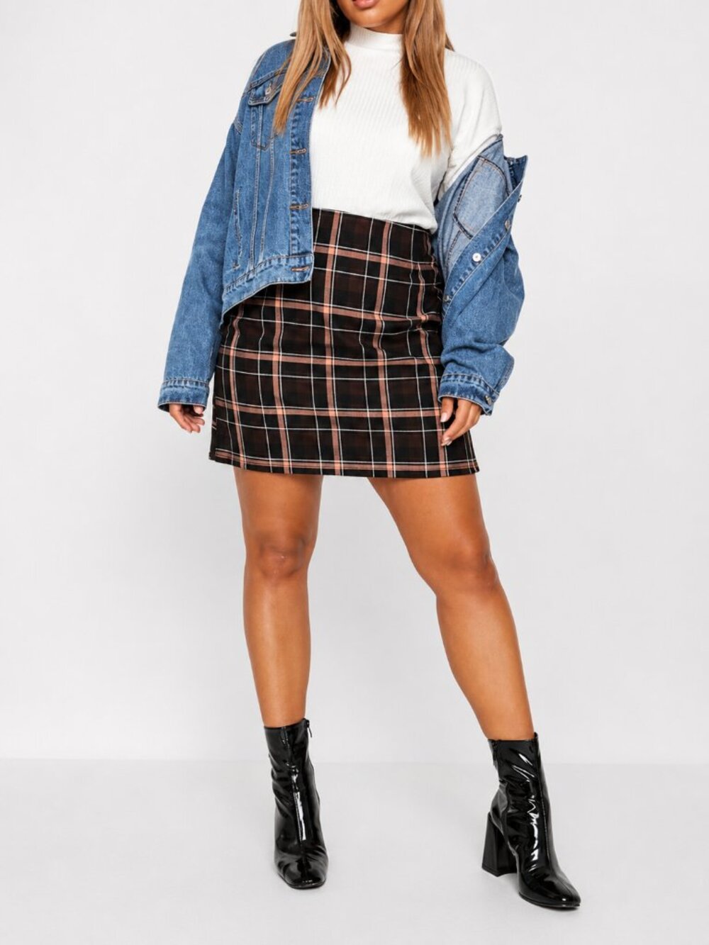 Boohoo Check Woven Mini Skirt Size 18 High Waist Plaid Above Knee NWT